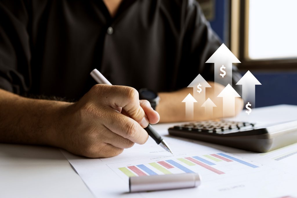 planejamento-de-negocios-e-conceito-de-crescimento-financeiro-com-graficos-e-calculadora-1024x683 Serviços